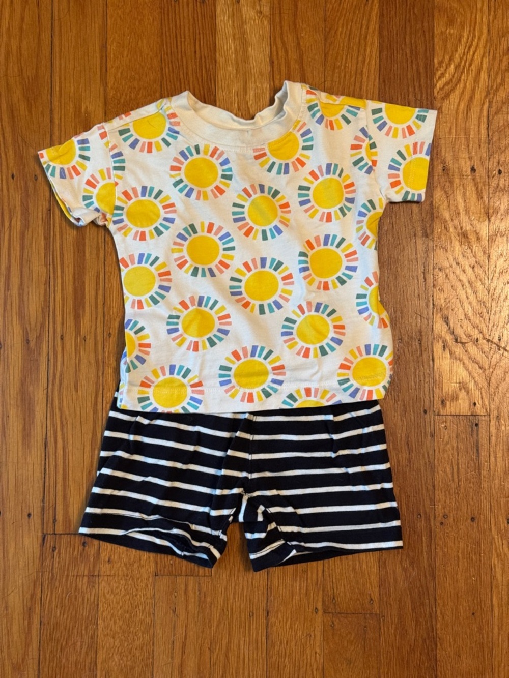Hanna Andersson White Tee with Yellow Sun Print & Black Stripe Shorts